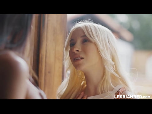 ❤️ Vajza vjen në shtëpi disa muaj më vonë dhe përfundon duke ngrënë pidhin e njerkës së saj ️❌ Video seksi në sq.pornolymp.ru ❤